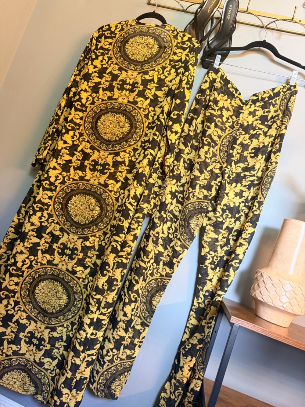 Baroque Lounge Set Medallion Print Duster & Pants M/L